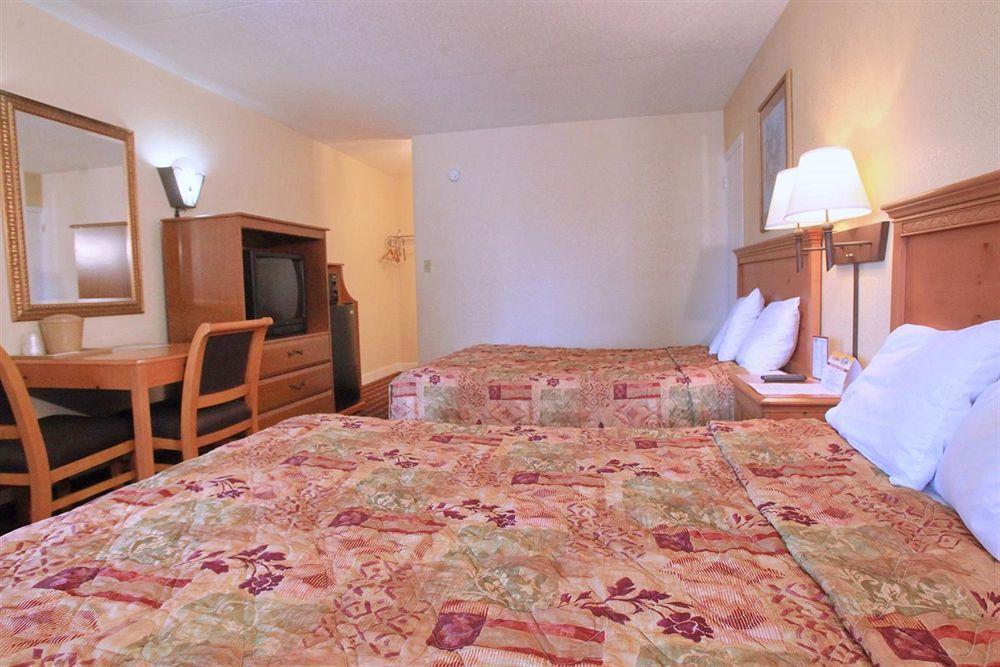 Regency Inn 비둘기 포지 외부 사진